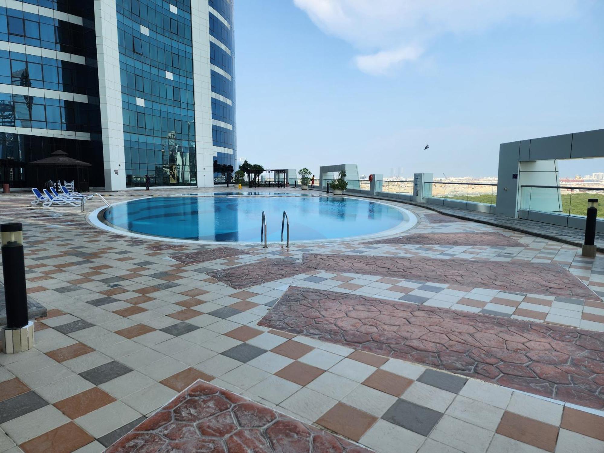 Harf4606 Huge Water Front 1br With 2 Sofa Beds In Alreem Island * Abou Dabi