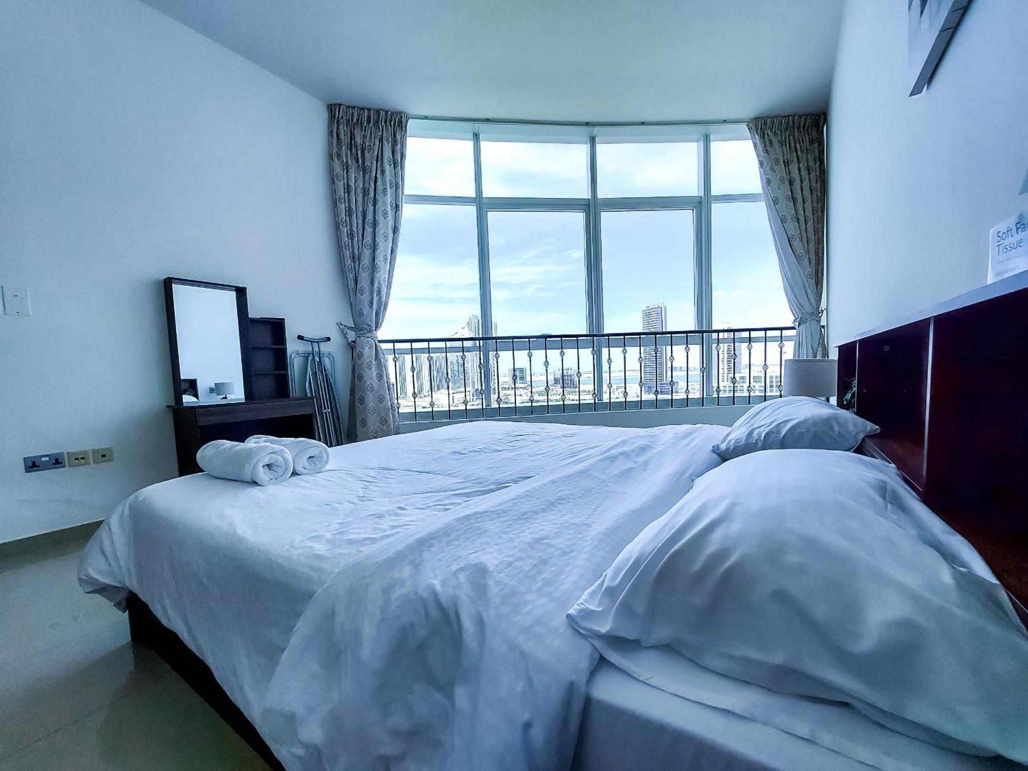 Appartement Harf4606 Huge Water Front 1br With 2 Sofa Beds In Alreem Island Abou Dabi